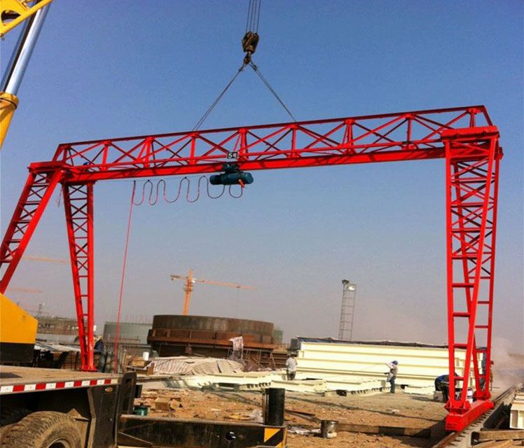 電動(dòng)葫蘆門式起重機(jī)